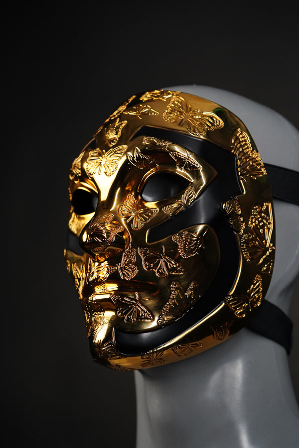 Johnny 3 Tears V Gold mask from Hollywood Undead